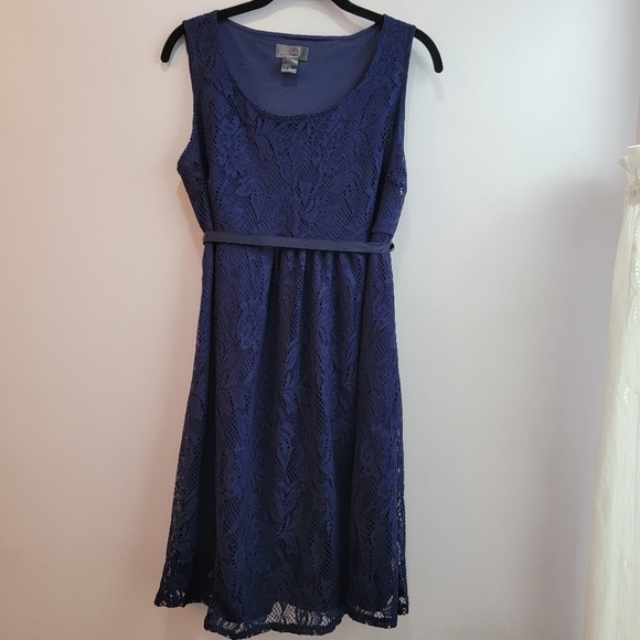 Oh Baby by Motherhood Dresses & Skirts - Oh Baby by Motherhood Sleeveless Lace Dress Size M